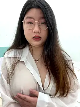 Snapshot of xxwang20 chatting on January 7, 2026, 2:30 pm xxwang20 online show from January 7, 2026, 2:30 pm