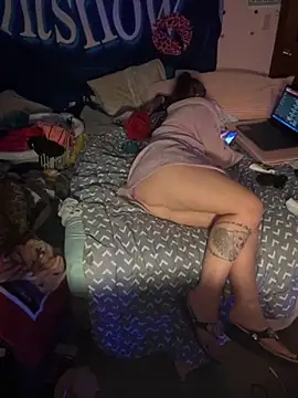 shortywidaphatty online show from October 7, 2025, 10:07 pm