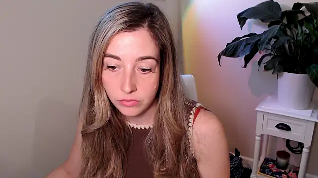 SuggestiveBehavior online show from September 18, 2025, 2:19 pm