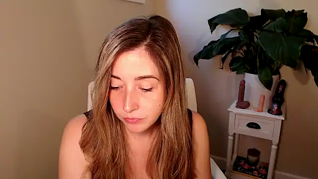 SuggestiveBehavior online show from October 7, 2025, 2:03 pm