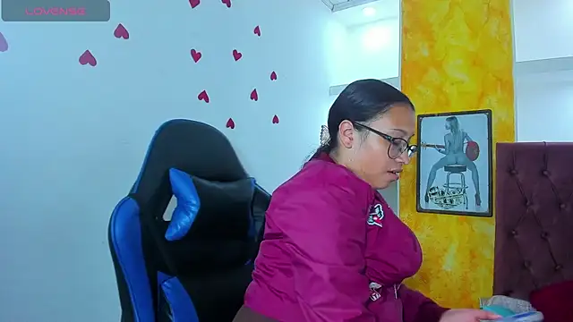 susan mooree online show from March 19, 2026, 8:13 pm