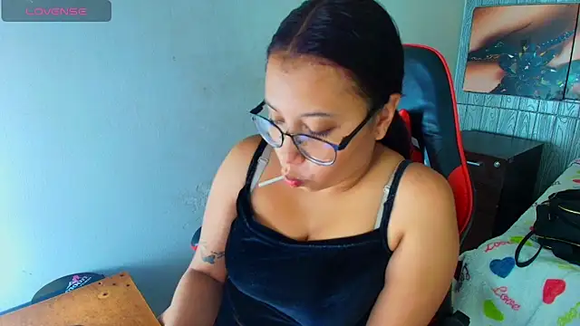 susan mooree online show from March 28, 2026, 8:08 pm