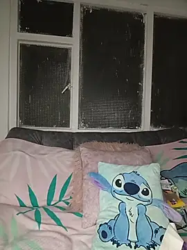 sweetdubros2 online show from October 17, 2025, 5:21 am