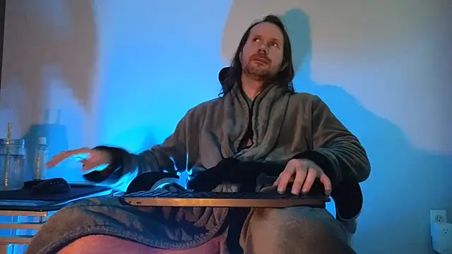 AlbinoAdonis online show from September 30, 2025, 9:31 pm