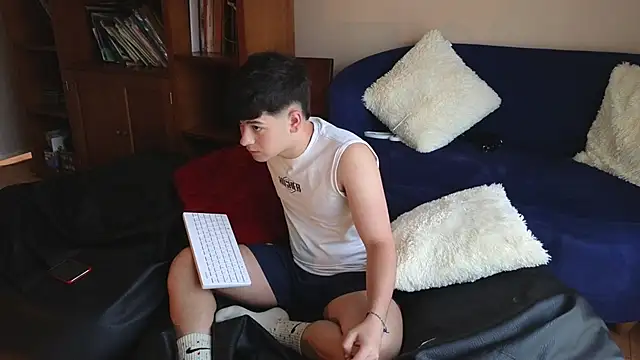 tightncuteass online show from March 3, 2026, 8:59 pm