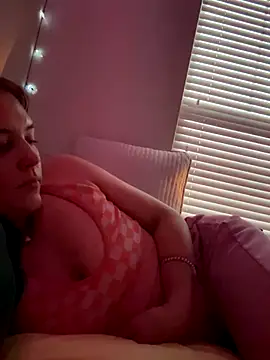 AllesandraLove online show from October 10, 2025, 11:42 am