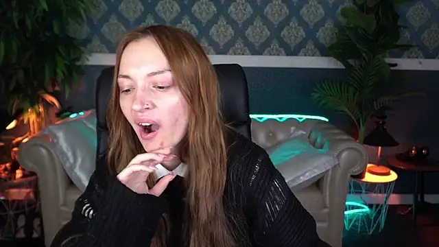 FoxyMayy online show from April 23, 2026, 4:20 pm