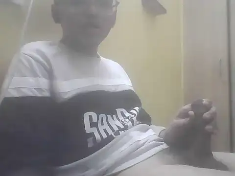 slavedog1107 online show from February 12, 2026, 2:01 pm