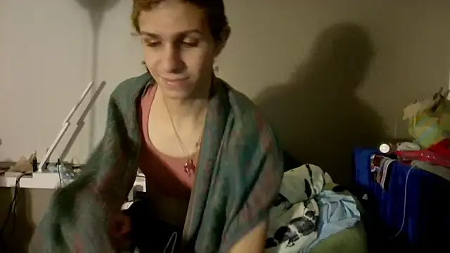 cuddlyavenue online show from October 8, 2025, 11:24 pm