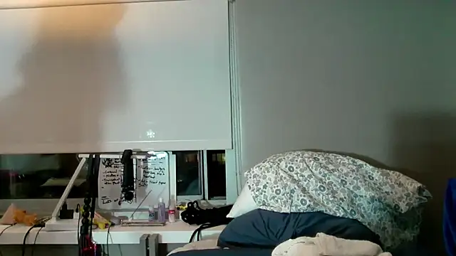 cuddlyavenue online show from October 13, 2025, 1:38 am