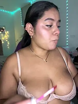 Anabelle 00  online show from April 11, 2026, 3:11 am