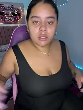 Anabelle 00  online show from April 18, 2026, 3:10 am