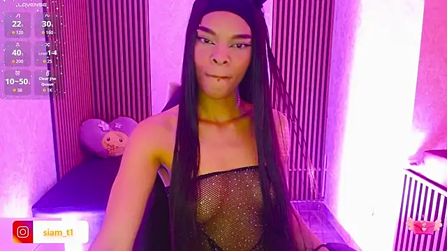 Miagates tay online show from October 31, 2025, 3:29 am