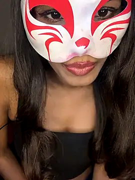 Mira SL online show from November 28, 2025, 4:31 pm