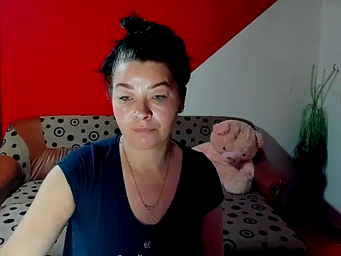 Soffy Skye online show from October 8, 2025, 3:37 am