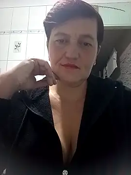 Snapshot of Caramellove8877 chatting on October 1, 2025, 4:18 am Caramellove8877 online show from October 1, 2025, 4:18 am