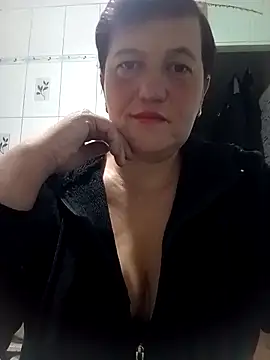 Snapshot of Caramellove8877 chatting on October 2, 2025, 4:08 am Caramellove8877 online show from October 2, 2025, 4:08 am