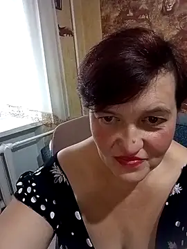 Snapshot of Caramellove8877 chatting on November 7, 2025, 6:24 am Caramellove8877 online show from November 7, 2025, 6:24 am