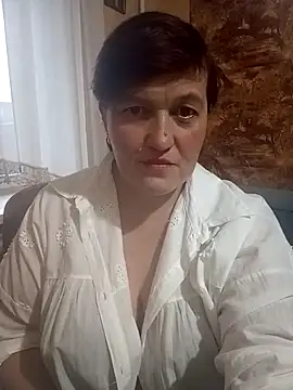 Snapshot of Caramellove8877 chatting on December 2, 2025, 6:41 am Caramellove8877 online show from December 2, 2025, 6:41 am