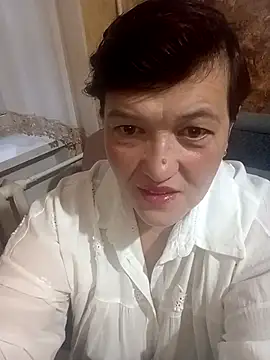 Snapshot of Caramellove8877 chatting on December 3, 2025, 5:59 am Caramellove8877 online show from December 3, 2025, 5:59 am