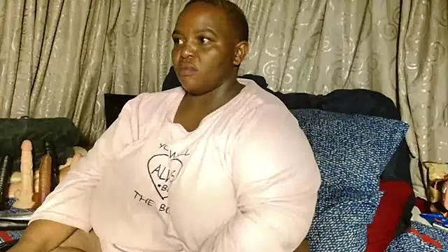 Bustyboobs02xx online show from January 15, 2026, 1:21 am