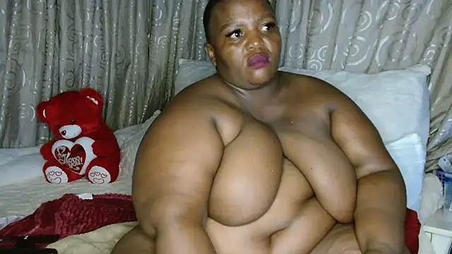 Bustyboobs02xx online show from February 12, 2026, 5:52 pm