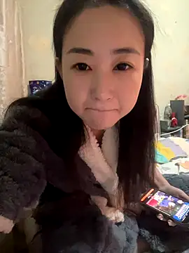 xiuchun100 online show from November 19, 2025, 10:26 am