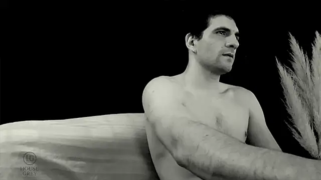 Snapshot of ObeyLust chatting on October 3, 2025, 4:26 pm ObeyLust online show from October 3, 2025, 4:26 pm