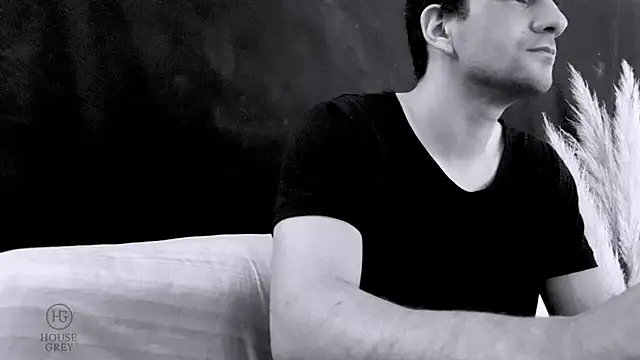 Snapshot of ObeyLust chatting on October 4, 2025, 1:09 pm ObeyLust online show from October 4, 2025, 1:09 pm