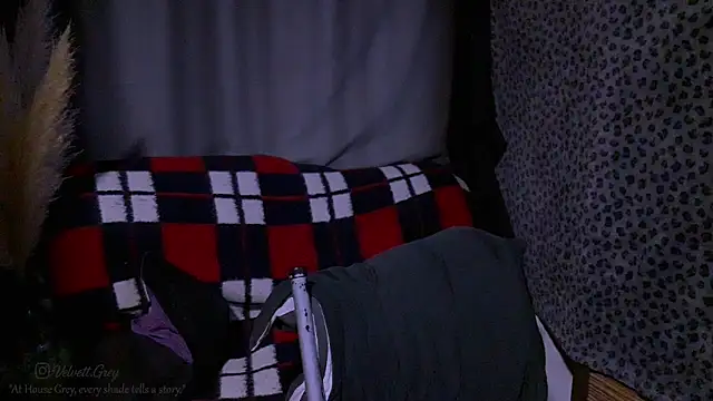 Snapshot of ObeyLust chatting on October 23, 2025, 5:40 am ObeyLust online show from October 23, 2025, 5:40 am