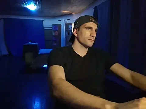 Snapshot of ObeyLust chatting on November 10, 2025, 12:31 am ObeyLust online show from November 10, 2025, 12:31 am