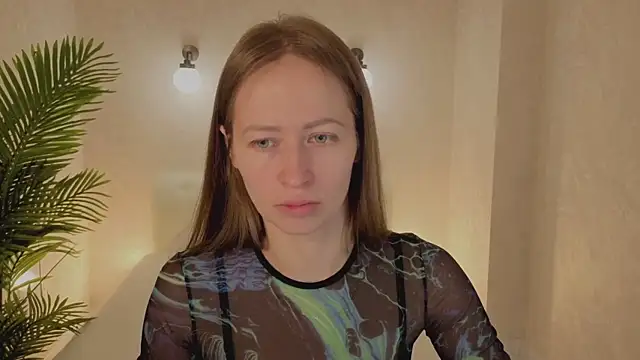 Snapshot of bella_li__ chatting on January 7, 2026, 1:19 am bella li online show from January 7, 2026, 1:19 am