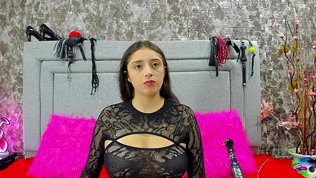 KatyVelvet online show from February 11, 2026, 3:33 am