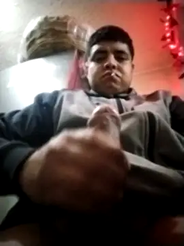 Snapshot of reycam97 chatting on March 19, 2026, 5:33 am reycam97 online show from March 19, 2026, 5:33 am