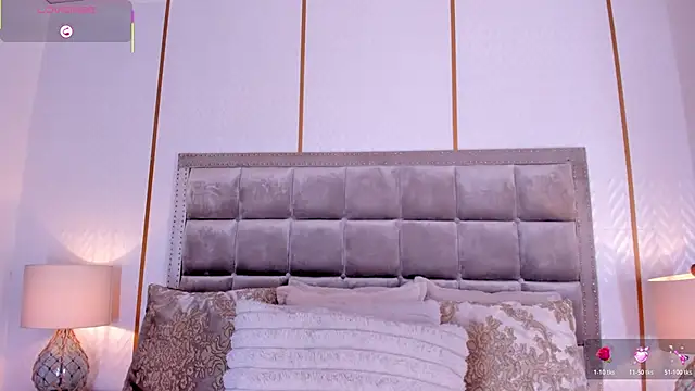 DakotaWangi online show from April 16, 2026, 3:29 am