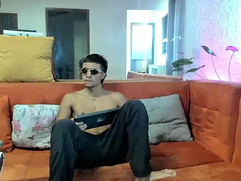 xxKamadevaxx online show from March 19, 2026, 12:53 pm