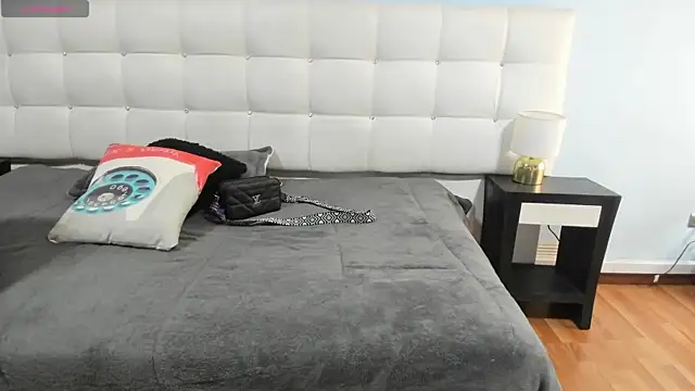 Shantal  G online show from January 15, 2026, 4:55 pm