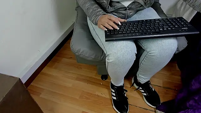 Shantal  G online show from February 18, 2026, 12:23 pm