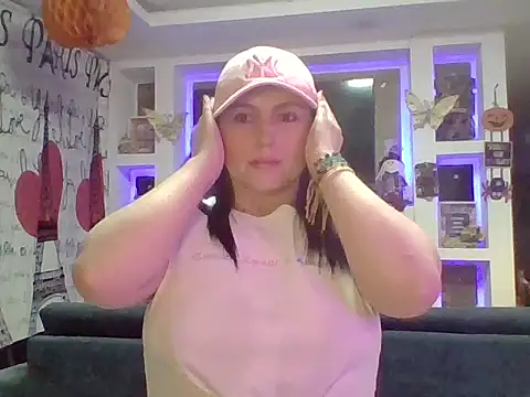 Venusina 07 online show from October 19, 2025, 6:47 am