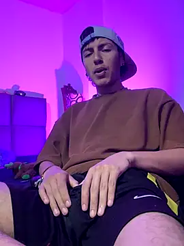 NaytonFreeman online show from November 14, 2025, 11:20 am