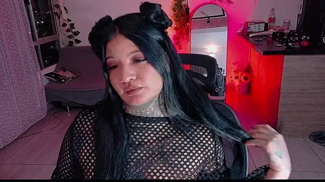 Unatatuada online show from October 5, 2025, 1:37 am