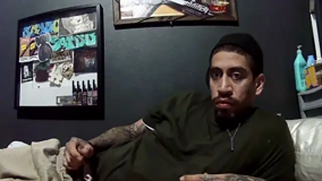 busnfatnutsLildee online show from December 22, 2025, 8:44 am