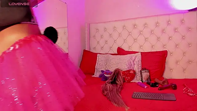 Maddy BigCock online show from October 11, 2025, 11:47 pm