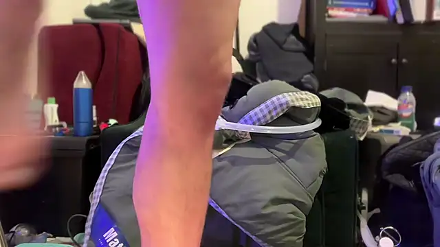 jasoncali305 online show from April 20, 2026, 6:16 am