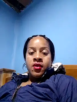 keili34 online show from December 3, 2025, 3:14 am