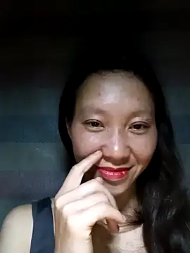 bonnie-00 online show from October 3, 2025, 4:59 pm