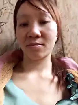 bonnie-00 online show from April 19, 2026, 2:11 am