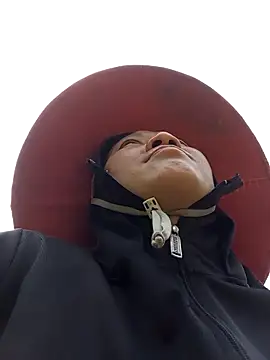 bonnie-00 online show from April 21, 2026, 3:57 am