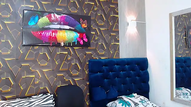 fire drako  online show from September 18, 2025, 4:47 am