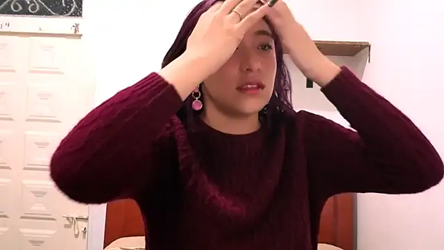 Sullyoonn online show from September 28, 2025, 10:59 pm